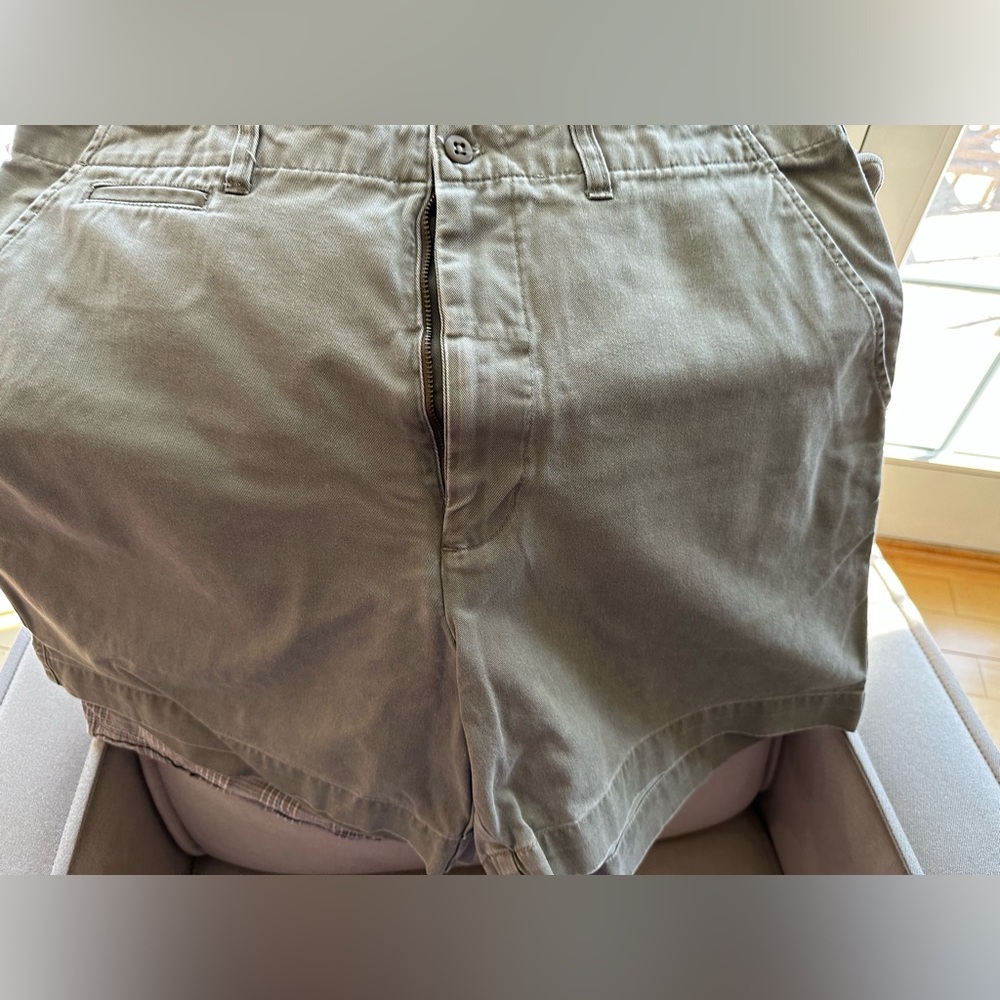 Men’s shorts size 38